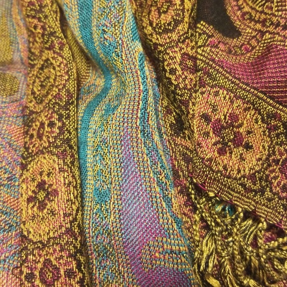 🐶🐶🐶Multicolored Scarf - Picture 3 of 3